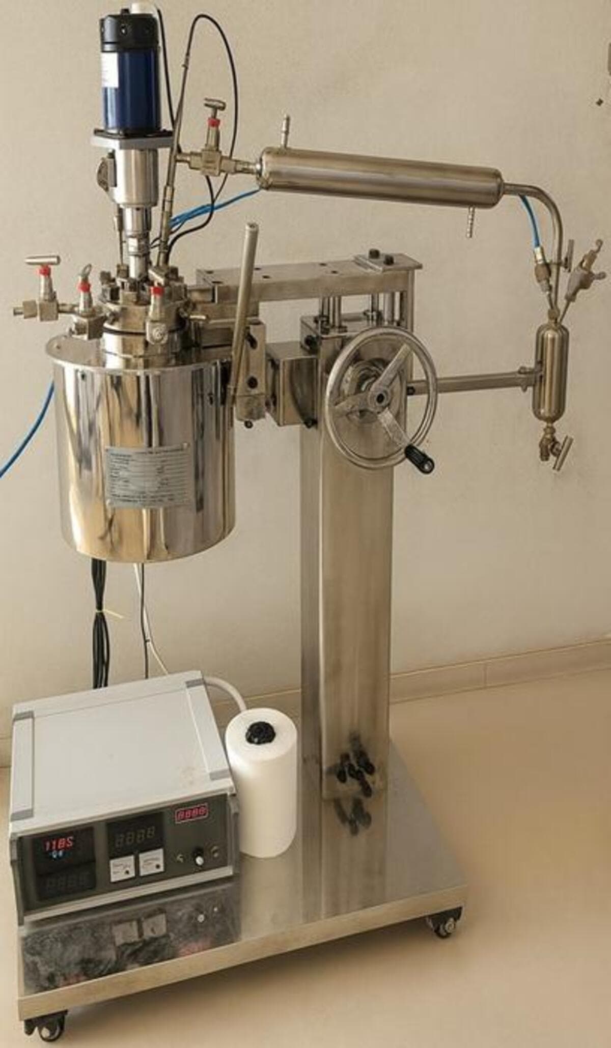 UAE Researchers Turn Coffee and Plastic Waste Into a Powerful Carbon Capture Material