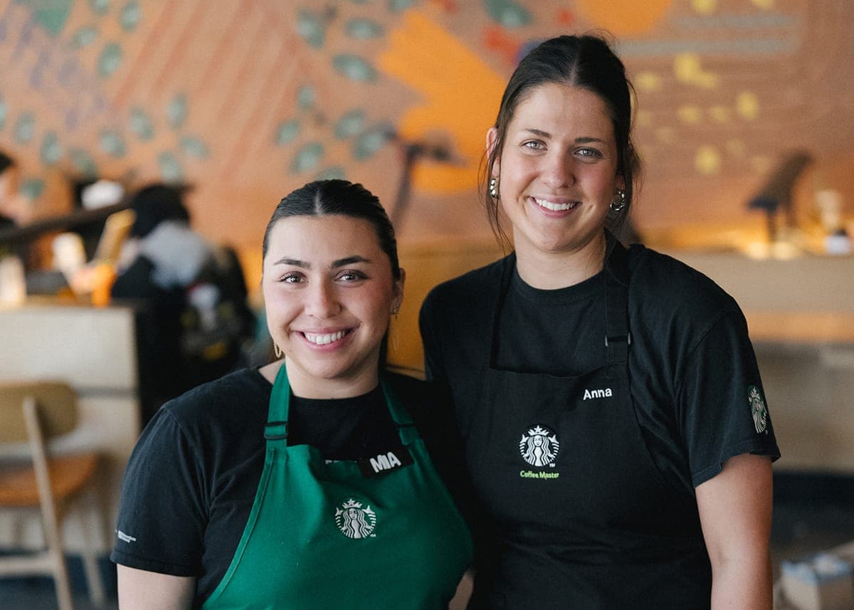 Starbucks to Hire Thousands of New Managers by 2026