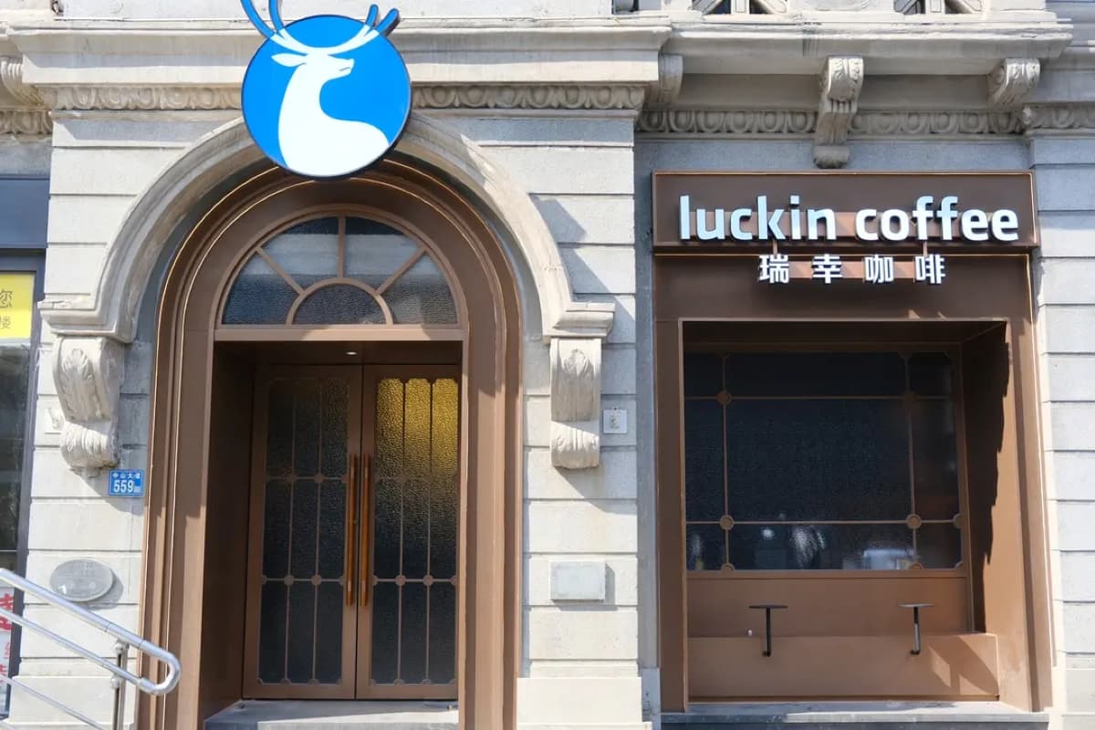 Luckin Coffee Gains Market Share as Rivals Struggle