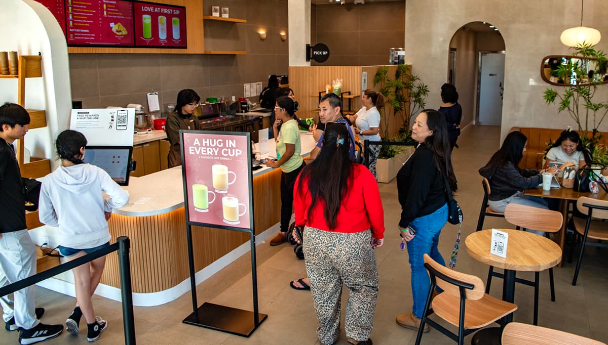 Long Beach Welcomes New Vietnamese Coffee Spot Amid Huge Opening Day Crowd